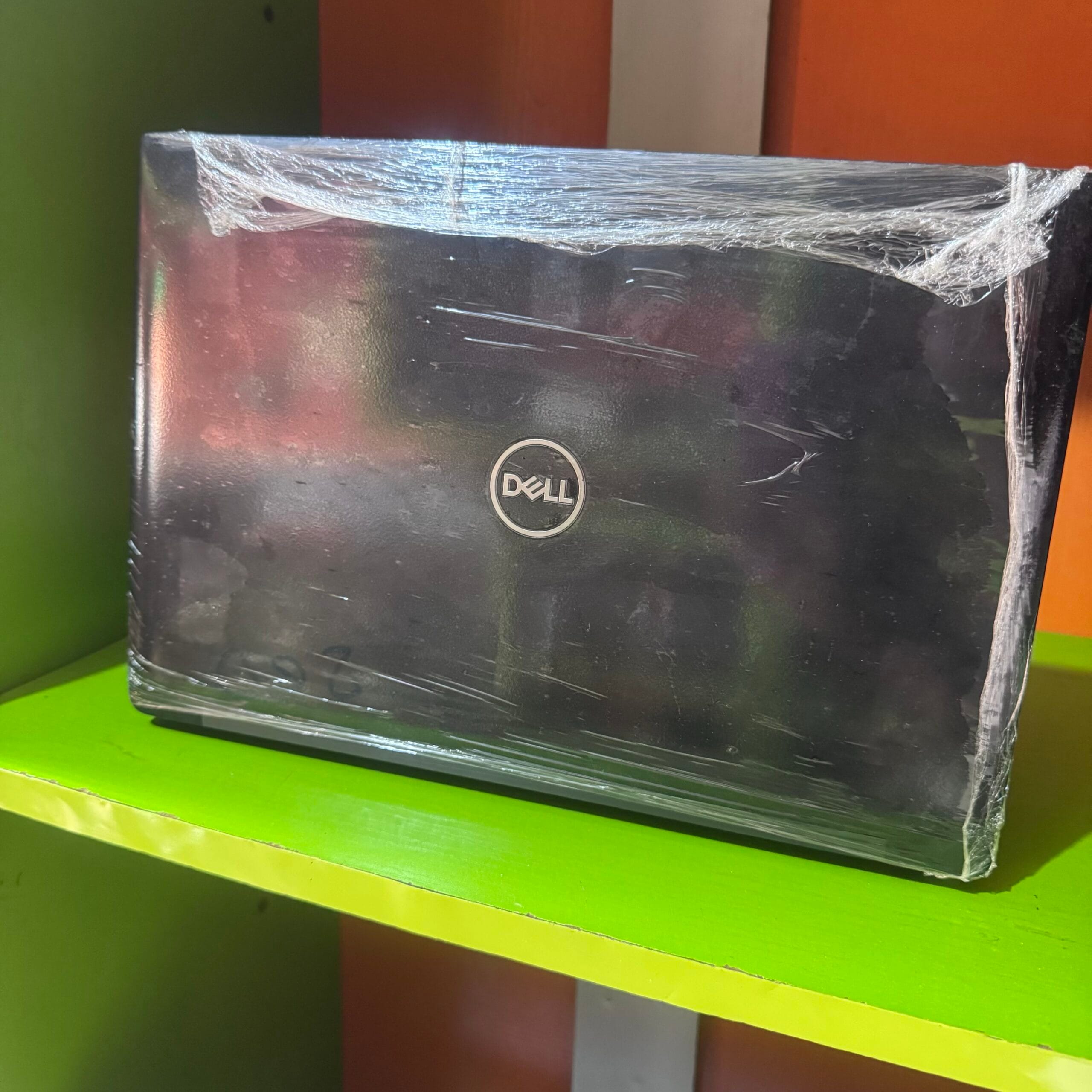 Dell Latitude 7390 Laptop